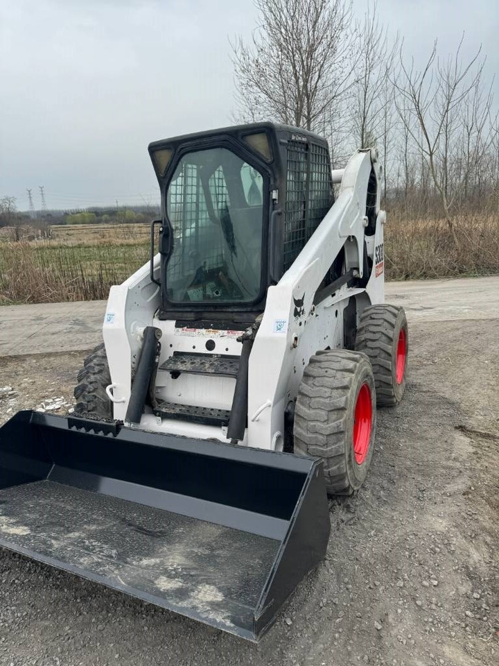 Bobcat S 300 - Mini nakladalec: slika 2 Bobcat S 300 - Mini nakladalec: slika 2