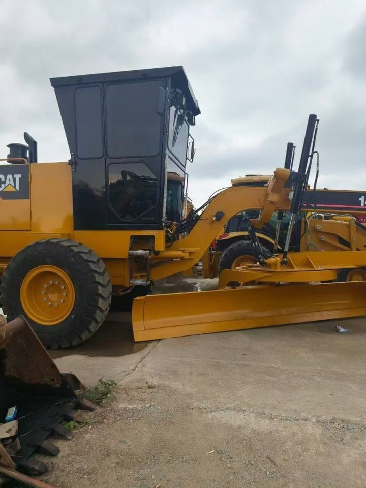 CAT 140K - Greder: slika 3 CAT 140K - Greder: slika 3