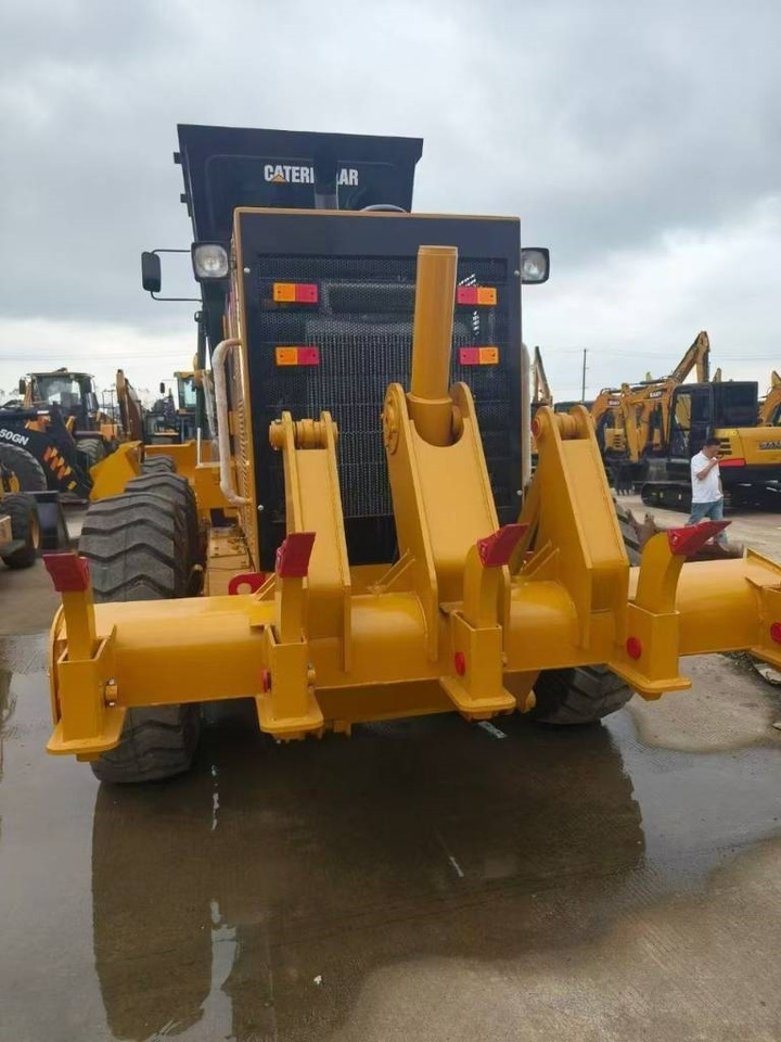 CAT 140K - Greder: slika 2 CAT 140K - Greder: slika 2