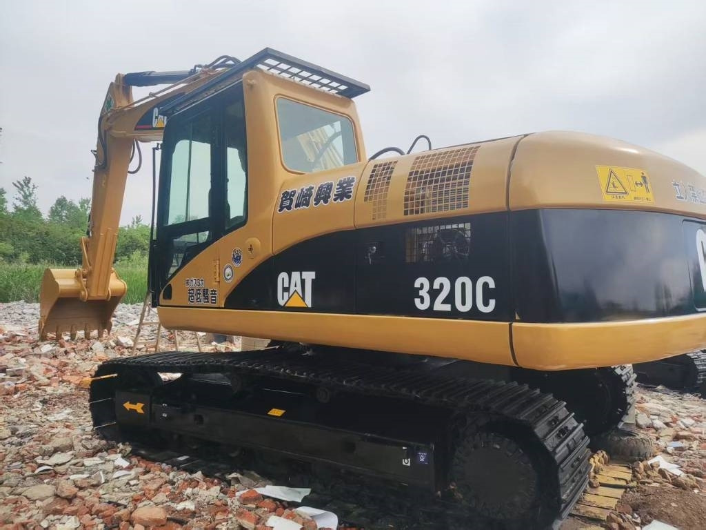 CAT 320 C - Bager goseničar: slika 2 CAT 320 C - Bager goseničar: slika 2