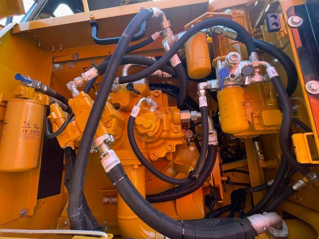 CAT 330D2  - Bager goseničar: slika 5 CAT 330D2  - Bager goseničar: slika 5