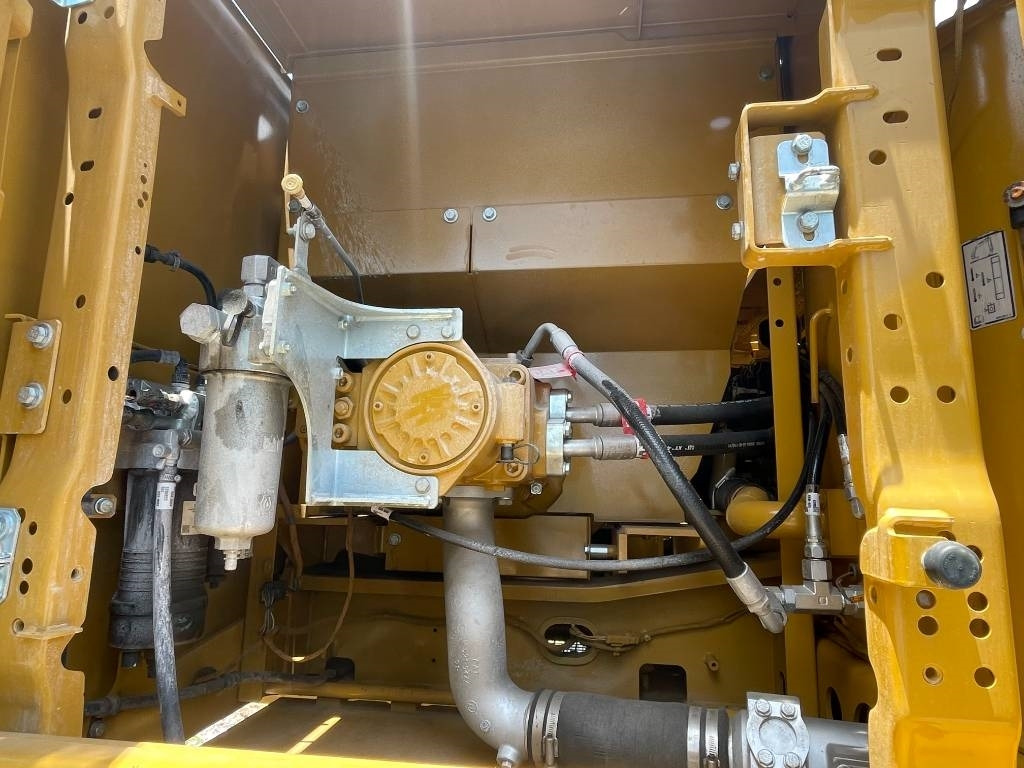 CAT 330GC  - Bager goseničar: slika 3 CAT 330GC  - Bager goseničar: slika 3