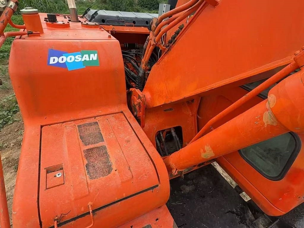 Doosan DH 150 W-7 - Bager na kolesih: slika 3 Doosan DH 150 W-7 - Bager na kolesih: slika 3