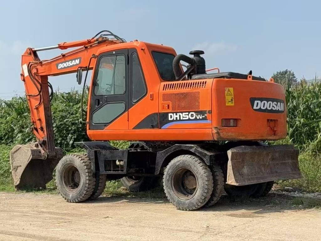 Doosan DH 150 W-7 - Bager goseničar: slika 4 Doosan DH 150 W-7 - Bager goseničar: slika 4