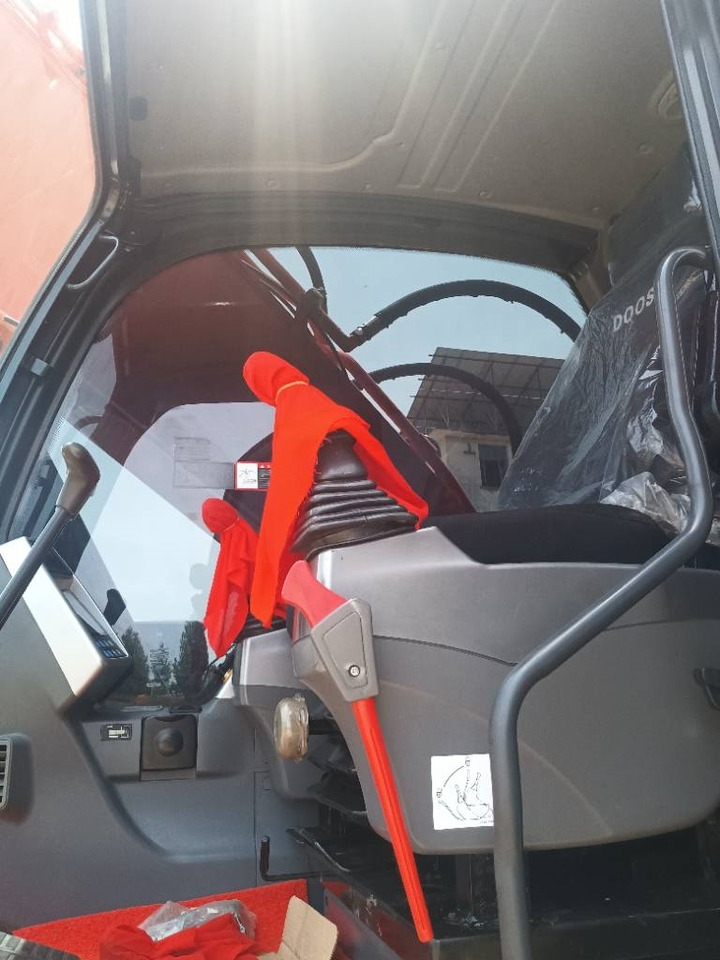 Doosan DX 225 - Bager goseničar: slika 5 Doosan DX 225 - Bager goseničar: slika 5