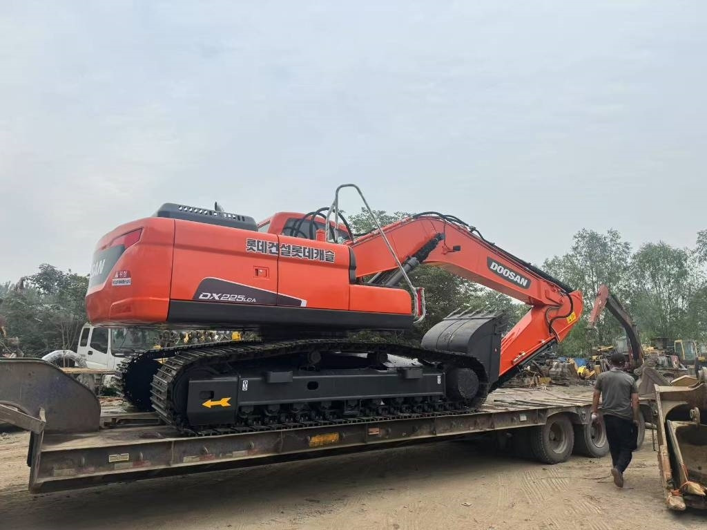 Doosan DX 225 LCA - Bager goseničar: slika 5 Doosan DX 225 LCA - Bager goseničar: slika 5