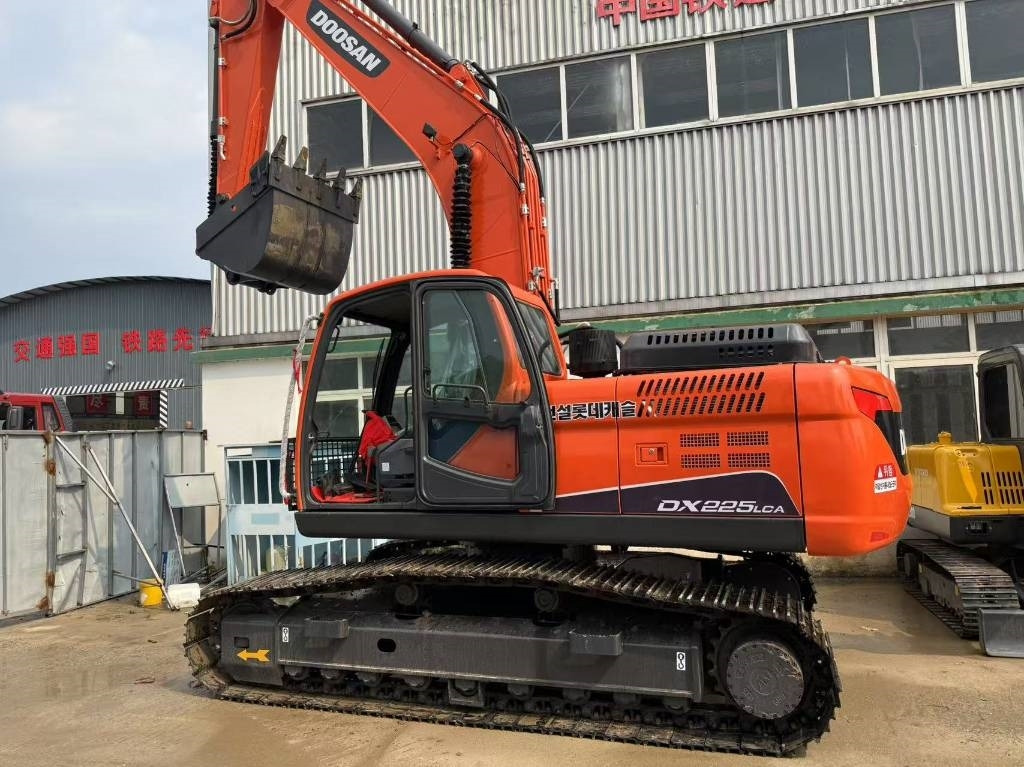 Doosan DX 225 LCA - Bager goseničar: slika 1 Doosan DX 225 LCA - Bager goseničar: slika 1