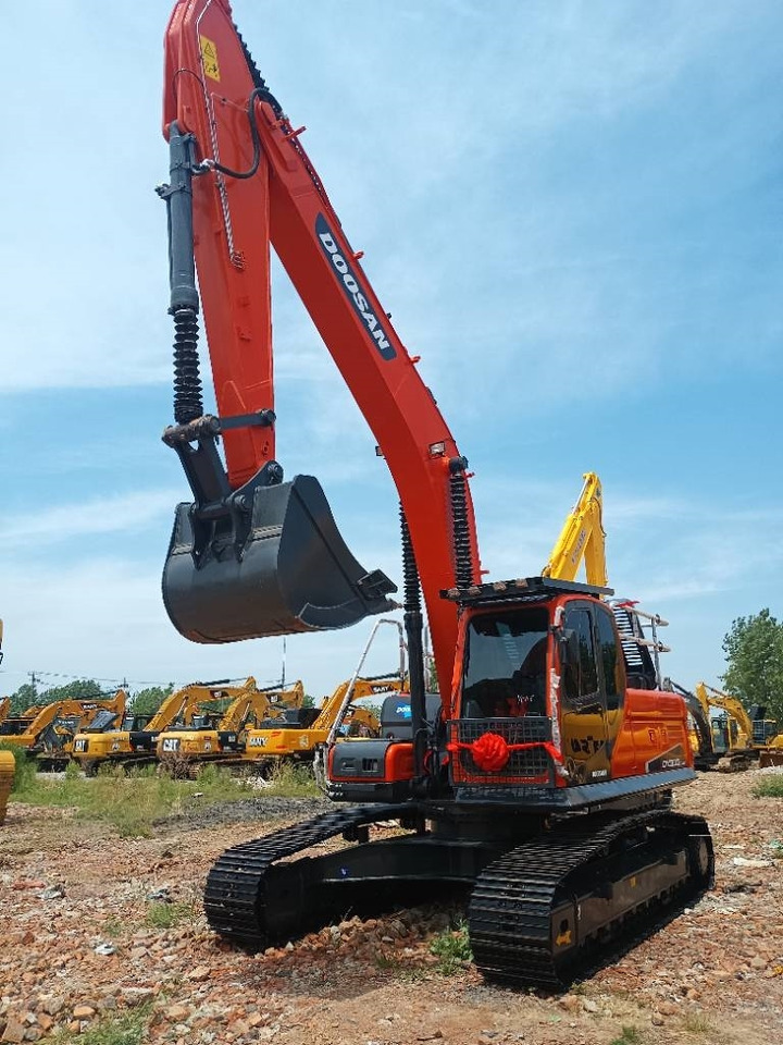 Doosan DX 300 - Bager goseničar: slika 2 Doosan DX 300 - Bager goseničar: slika 2
