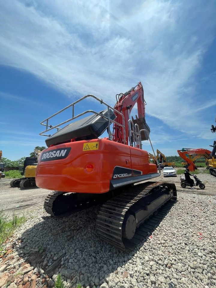 Doosan DX 300 - Bager goseničar: slika 2 Doosan DX 300 - Bager goseničar: slika 2