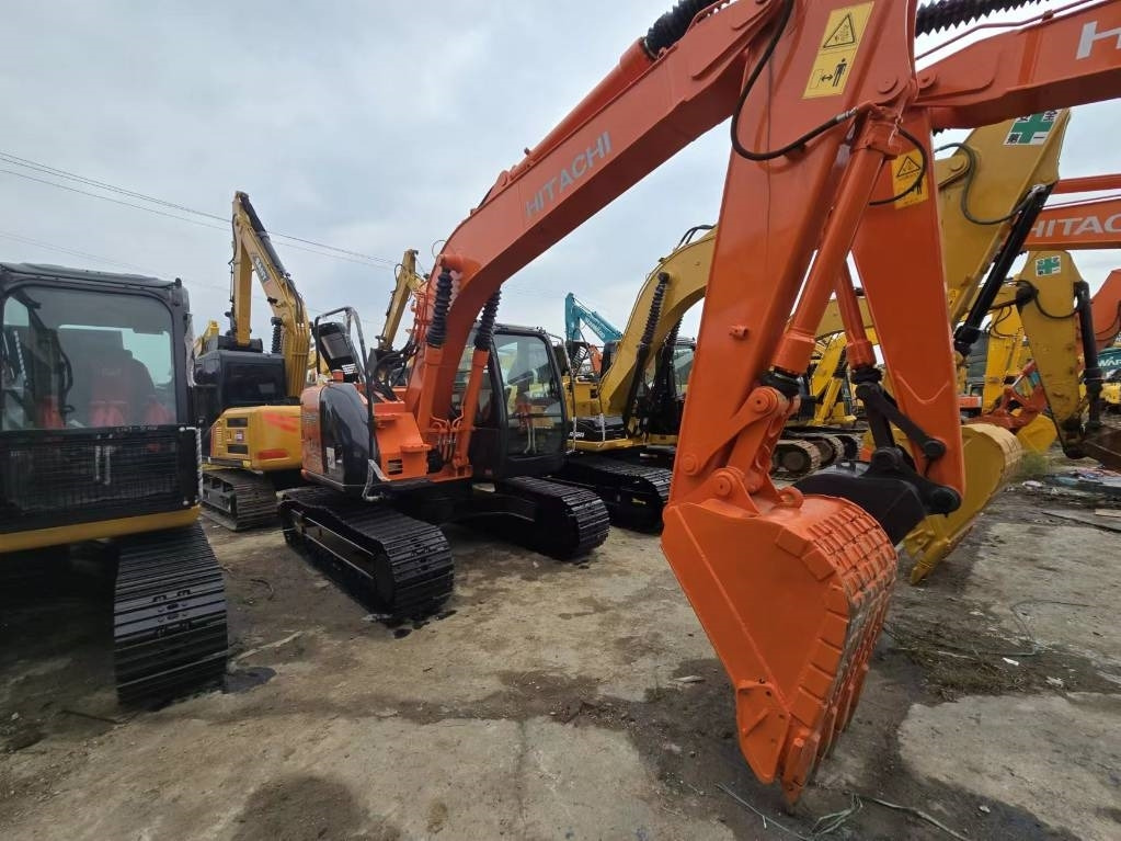 Hitachi ZX 135 US - Bager goseničar: slika 3 Hitachi ZX 135 US - Bager goseničar: slika 3