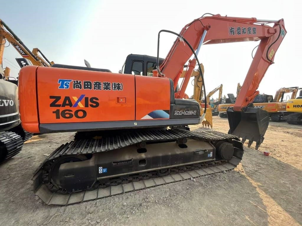 Hitachi ZX 160 - Bager goseničar: slika 1 Hitachi ZX 160 - Bager goseničar: slika 1
