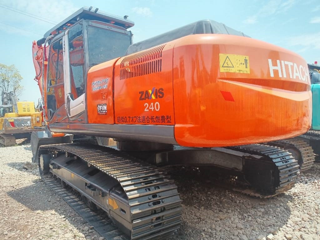 Hitachi ZX 240 - Bager goseničar: slika 1 Hitachi ZX 240 - Bager goseničar: slika 1