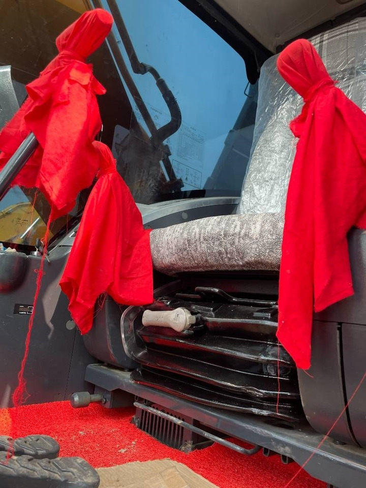 Hyundai 225LC-9S - Bager goseničar: slika 4 Hyundai 225LC-9S - Bager goseničar: slika 4