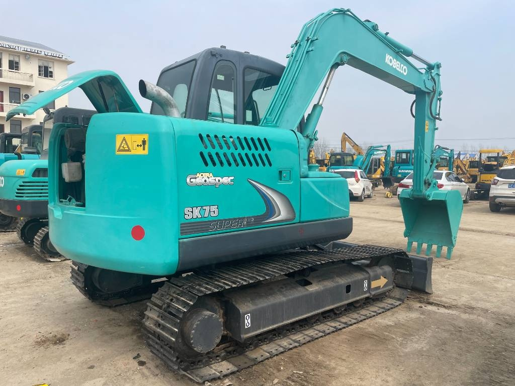 Kobelco SK 75 - Mini bager: slika 1 Kobelco SK 75 - Mini bager: slika 1