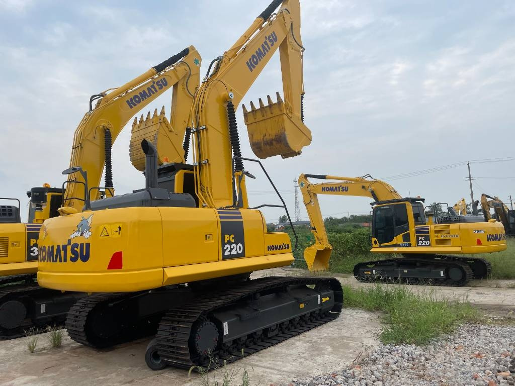 Komatsu PC 220 - Bager goseničar: slika 1 Komatsu PC 220 - Bager goseničar: slika 1