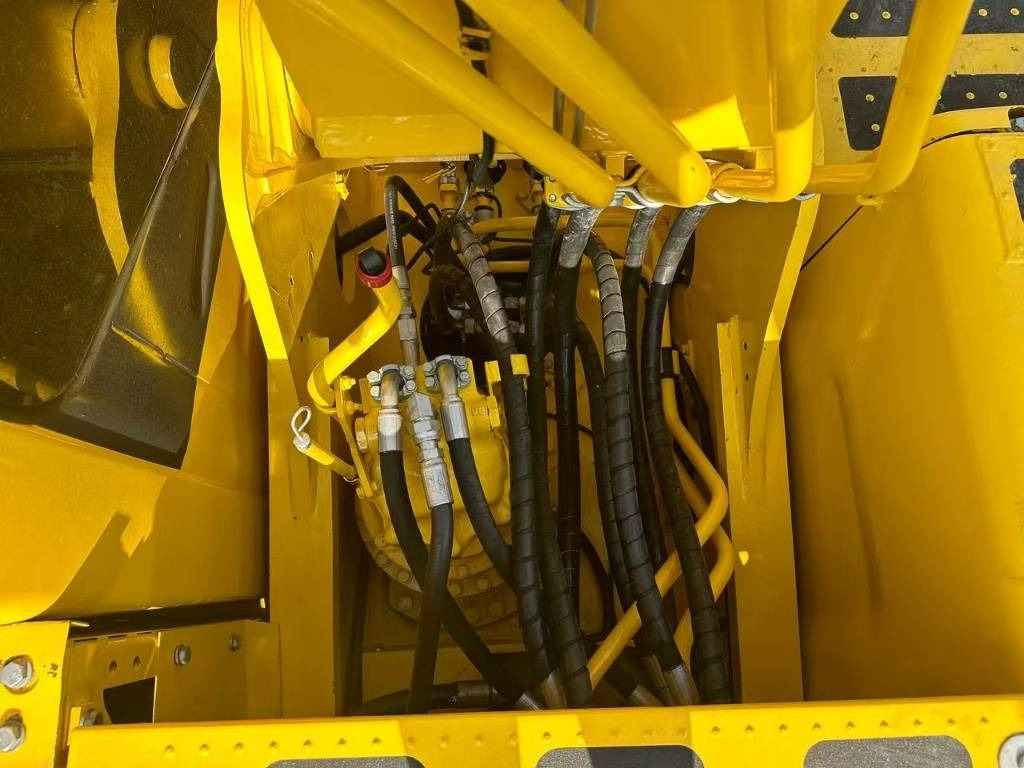 Komatsu PC 240 - Bager goseničar: slika 3 Komatsu PC 240 - Bager goseničar: slika 3