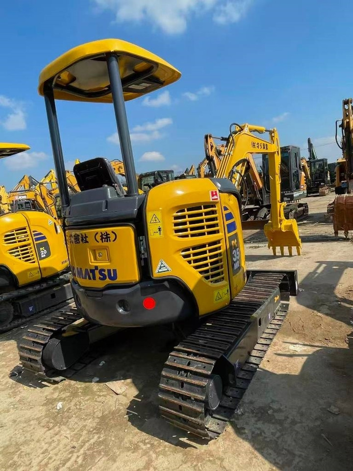 Mini bager Komatsu PC 35: slika 6