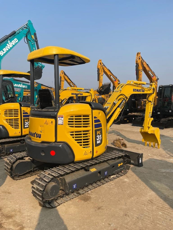 Komatsu PC 35 - Mini bager: slika 1 Komatsu PC 35 - Mini bager: slika 1