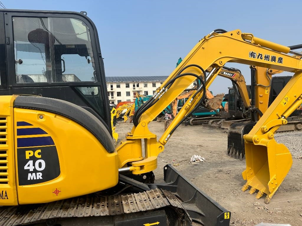 Komatsu PC 40 MR - Mini bager: slika 2 Komatsu PC 40 MR - Mini bager: slika 2
