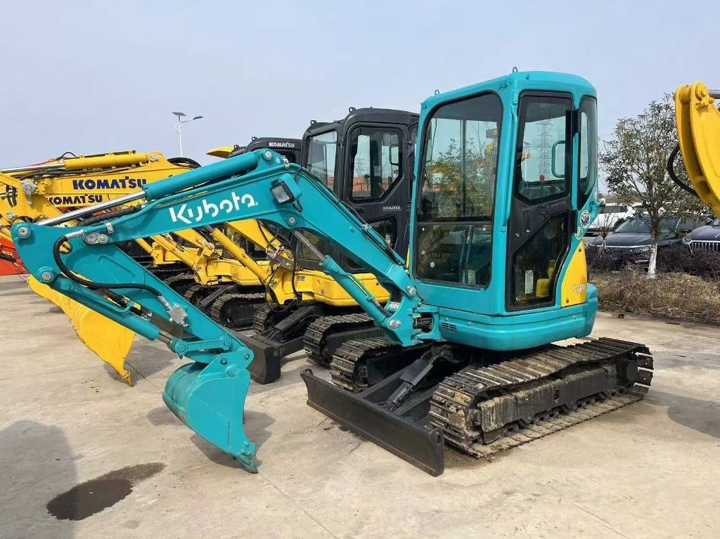 Kubota U 30 - Mini bager: slika 1 Kubota U 30 - Mini bager: slika 1