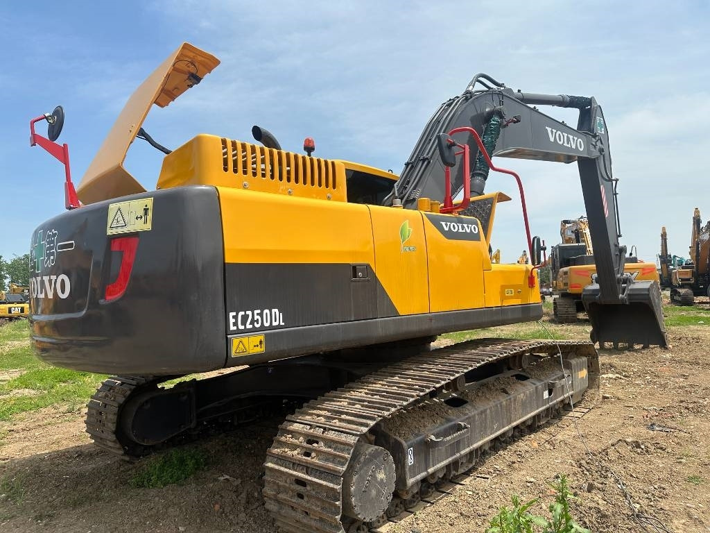 Volvo EC 250 D - Bager goseničar: slika 1 Volvo EC 250 D - Bager goseničar: slika 1