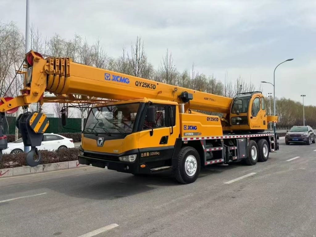 XCMG QY 25 K - Avtodvigalo za vse namene: slika 1 XCMG QY 25 K - Avtodvigalo za vse namene: slika 1