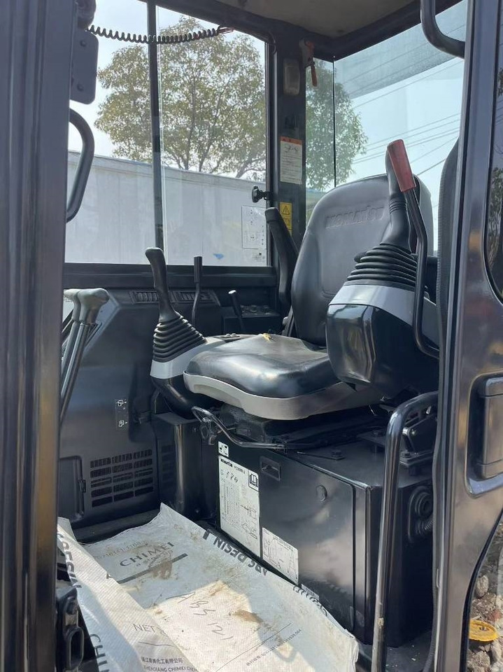 Yanmar Vio 35 - Mini bager: slika 2 Yanmar Vio 35 - Mini bager: slika 2