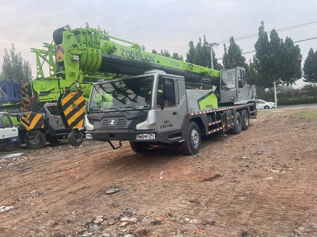 Zoomlion ZTC 500 V - Avtodvigalo za vse namene: slika 3 Zoomlion ZTC 500 V - Avtodvigalo za vse namene: slika 3