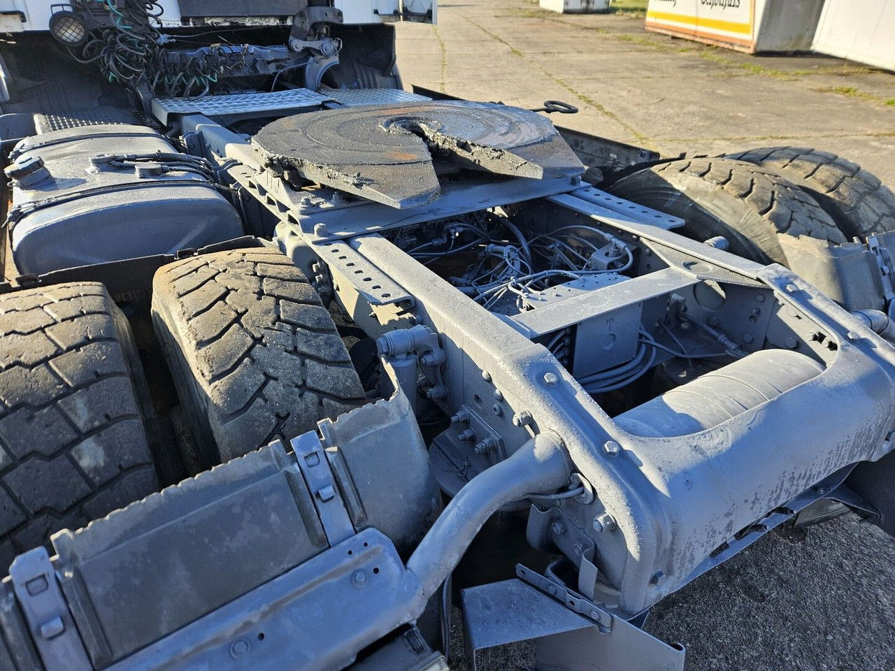 Scania 114 380- manual gearbox 3+3 - Vlačilec: slika 4 Scania 114 380- manual gearbox 3+3 - Vlačilec: slika 4