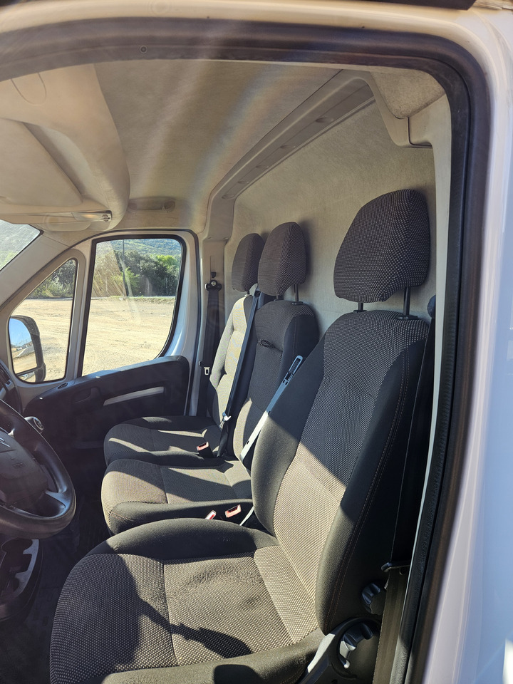 Citröen Jumper Control FT 350 L3H2 2.2 Blue HDI S&S 140 - Dostavno vozilo z zabojnikom: slika 5 Citröen Jumper Control FT 350 L3H2 2.2 Blue HDI S&S 140 - Dostavno vozilo z zabojnikom: slika 5