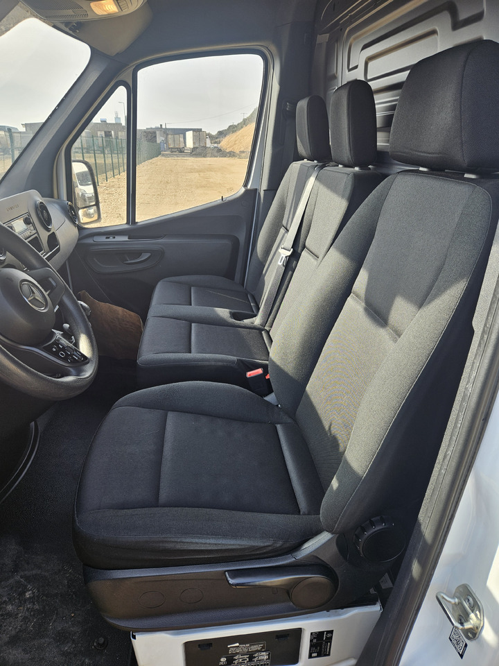 Mercedes-Benz Mercedes-Benz Sprinter L2H2 907 315 CDI - Dostavno vozilo z zabojnikom: slika 5 Mercedes-Benz Mercedes-Benz Sprinter L2H2 907 315 CDI - Dostavno vozilo z zabojnikom: slika 5