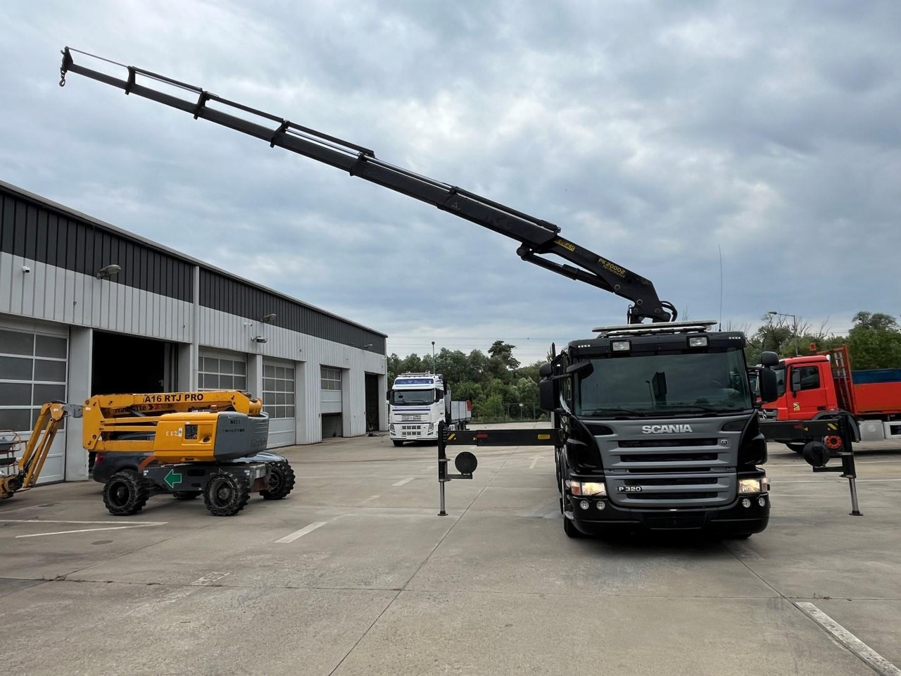Tovornjak s kesonom, Tovornjak z dvigalom SCANIA P320, +RC, valník Crane PK 20002: slika 16