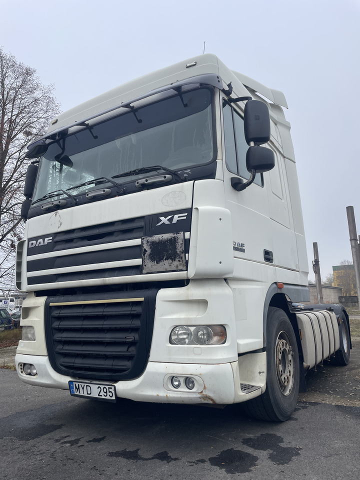 DAF XF105.460 Euro 5 manual gearbox - Vlačilec: slika 1 DAF XF105.460 Euro 5 manual gearbox - Vlačilec: slika 1