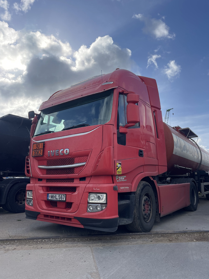IVECO STRALIS AS440 T/P Retarder - Vlačilec: slika 2 IVECO STRALIS AS440 T/P Retarder - Vlačilec: slika 2