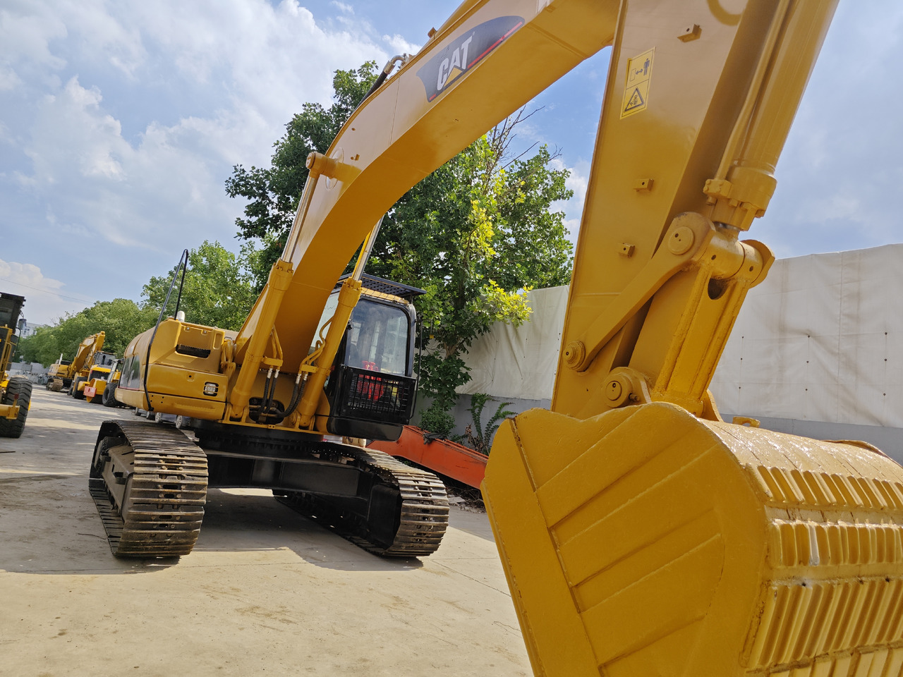 CATERPILLAR 330C - Bager goseničar: slika 2 CATERPILLAR 330C - Bager goseničar: slika 2