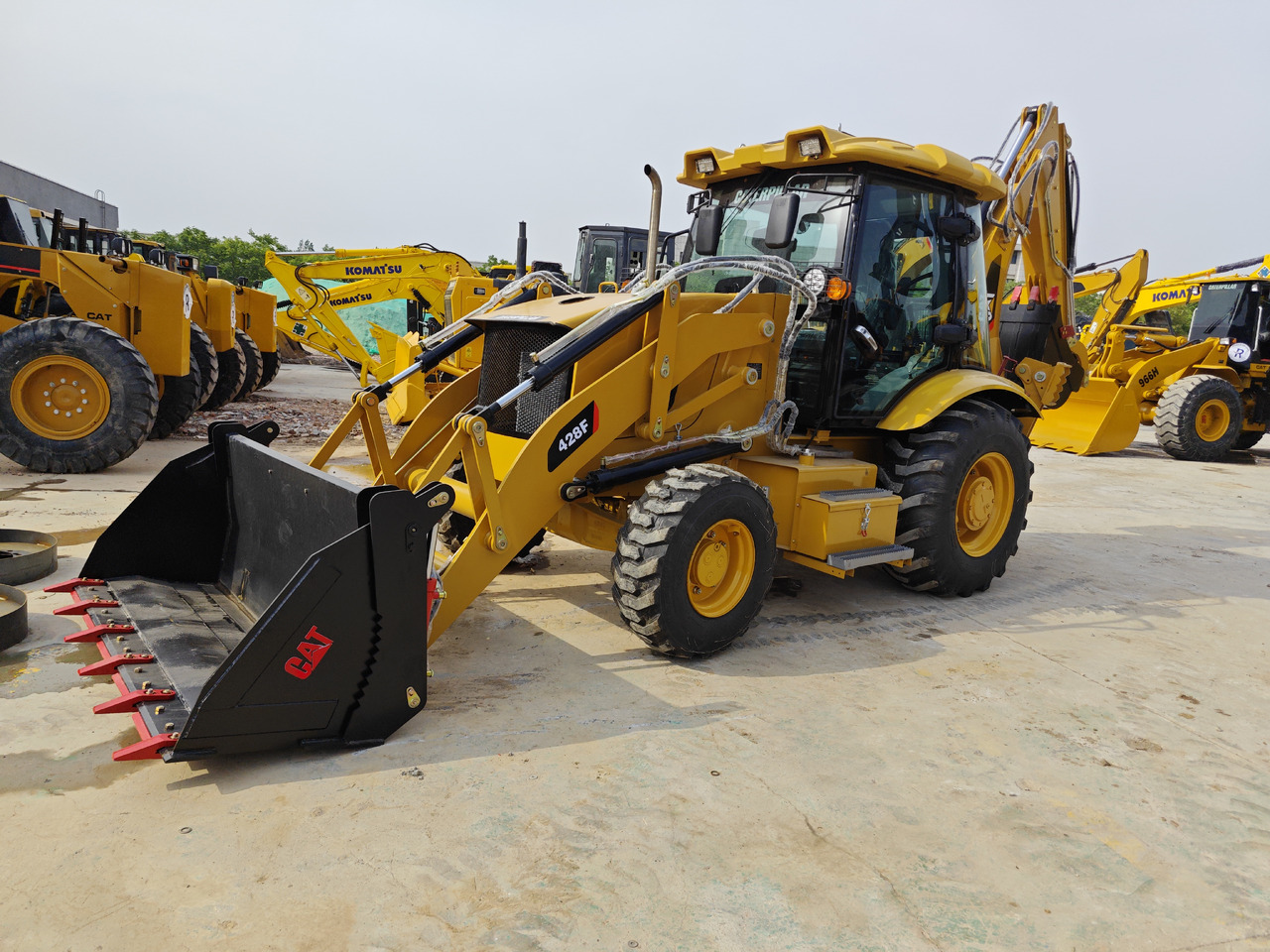CATERPILLAR 428F backhoe loader - Bager nakladalec: slika 1 CATERPILLAR 428F backhoe loader - Bager nakladalec: slika 1