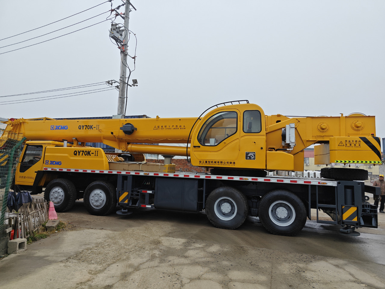 XCMG QY70K QY70KC XCT70 70T Crane - Avtodvigalo: slika 2 XCMG QY70K QY70KC XCT70 70T Crane - Avtodvigalo: slika 2