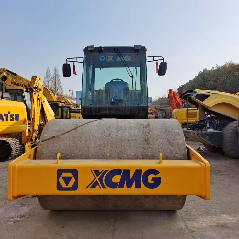 XCMG XS143J road roller - Kompaktor: slika 4 XCMG XS143J road roller - Kompaktor: slika 4