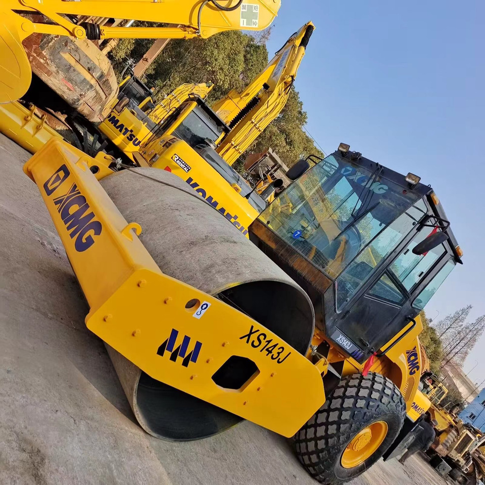 XCMG XS143J road roller - Kompaktor: slika 3 XCMG XS143J road roller - Kompaktor: slika 3