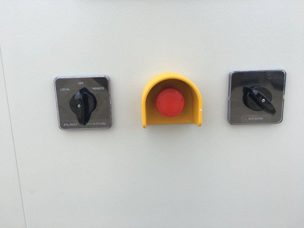 ABB Synchronization Panel - DPX-27550 - Gradbena oprema: slika 5 ABB Synchronization Panel - DPX-27550 - Gradbena oprema: slika 5