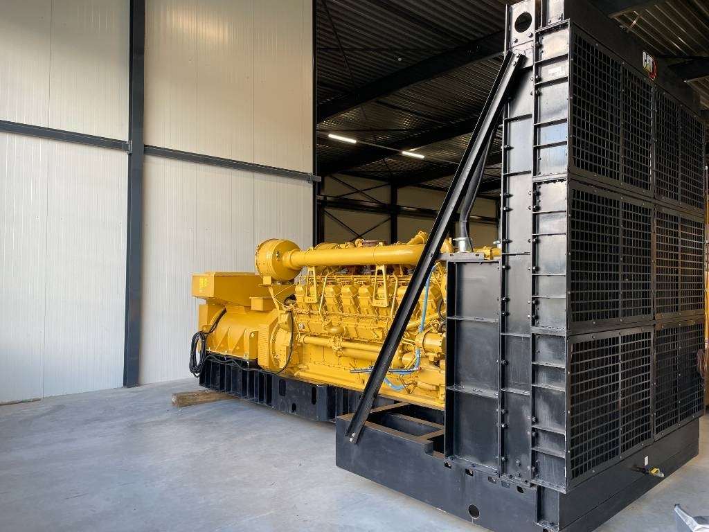 CAT 3516B - 2.250 kVA Generator - DPX-25084 - Generator: slika 3 CAT 3516B - 2.250 kVA Generator - DPX-25084 - Generator: slika 3