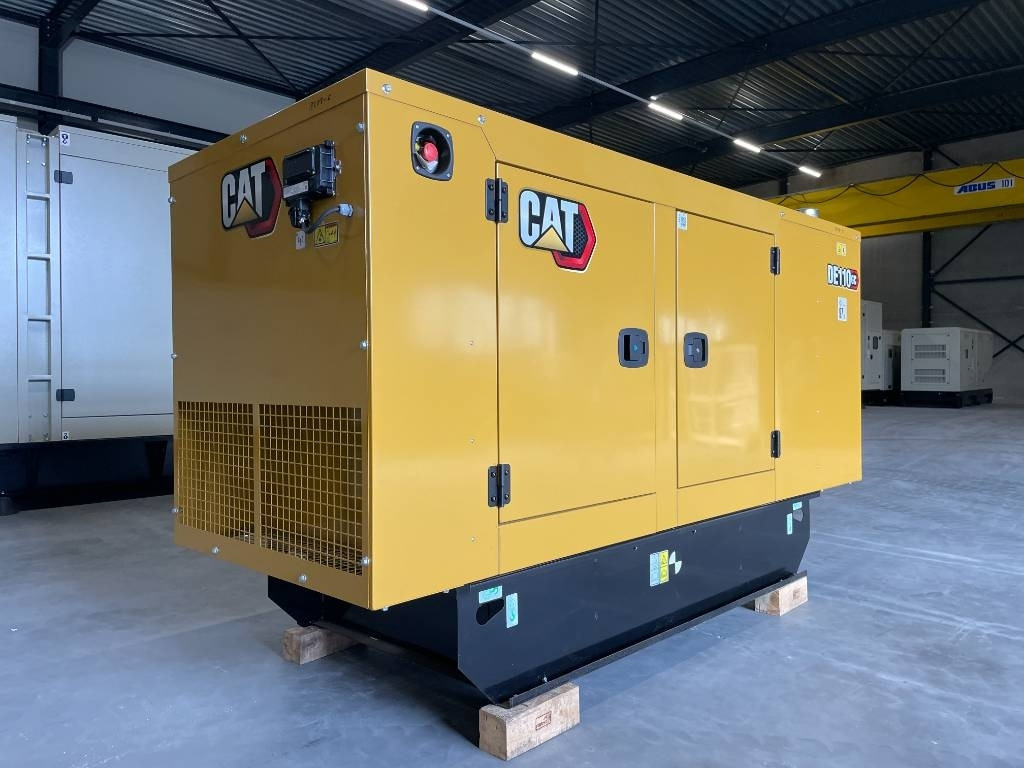 CAT DE110GC - 110 kVA Stand-by Generator - DPX-18208 - Generator: slika 2 CAT DE110GC - 110 kVA Stand-by Generator - DPX-18208 - Generator: slika 2