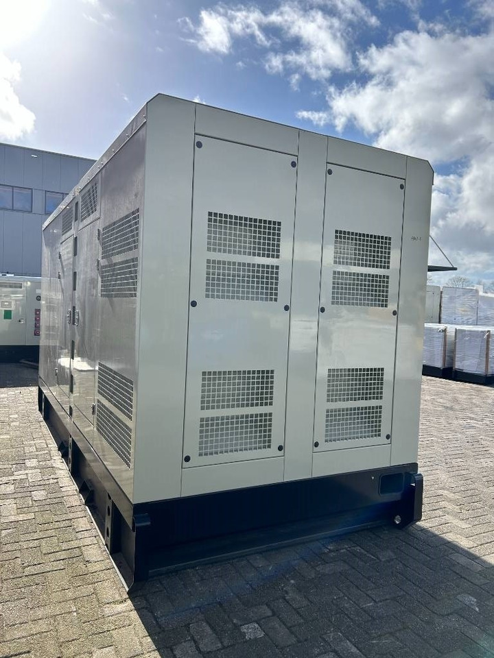 Cummins KTAA19-G6A - 700 kVA Generator - DPX-19848 - Generator: slika 2 Cummins KTAA19-G6A - 700 kVA Generator - DPX-19848 - Generator: slika 2