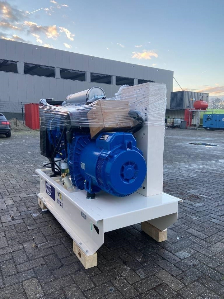 FG Wilson P88-3 - 88 kVA Open Genset - DPX-16007-O - Generator: slika 2 FG Wilson P88-3 - 88 kVA Open Genset - DPX-16007-O - Generator: slika 2