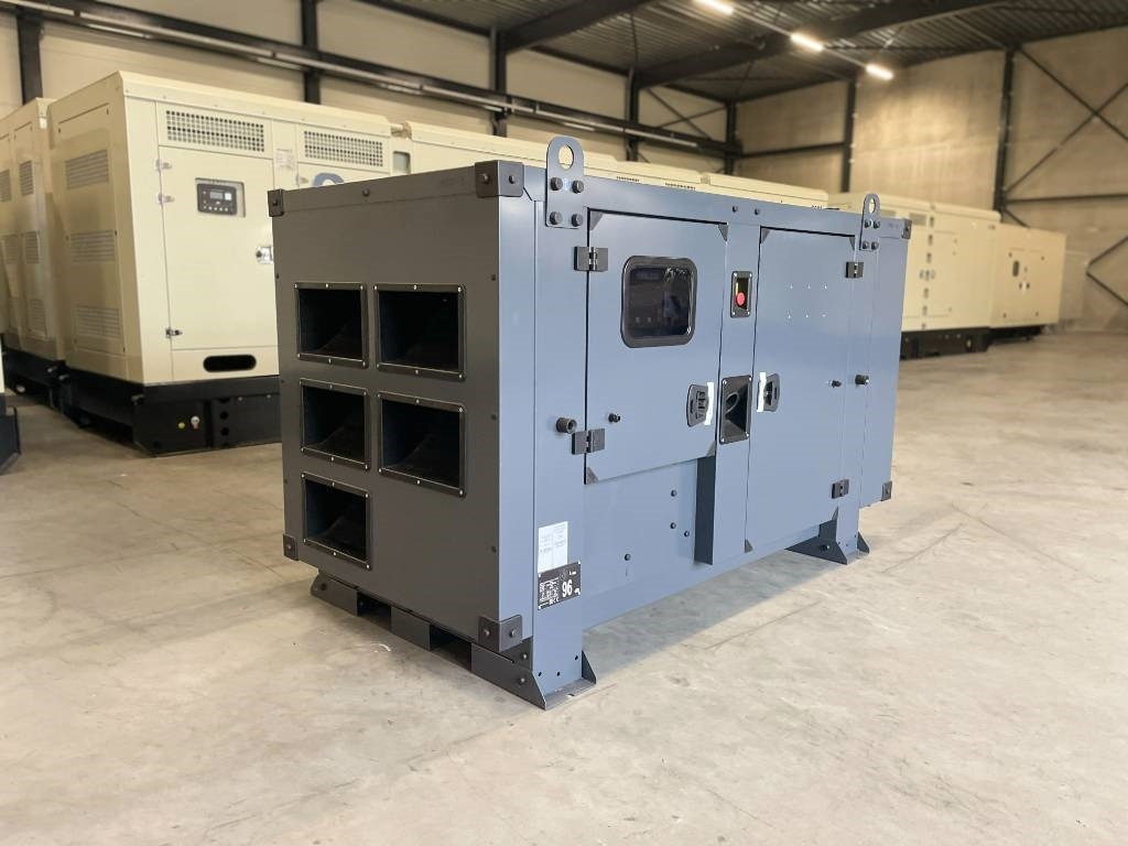 Iveco NEF45SM2 - 88 kVA Generator - DPX-17551 - Generator: slika 2 Iveco NEF45SM2 - 88 kVA Generator - DPX-17551 - Generator: slika 2