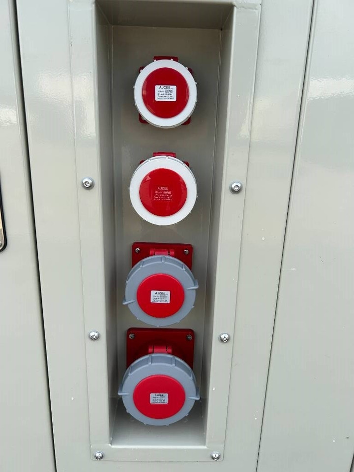 Iveco NEF67TM4 - 188 kVA Generator - DPX-19793 - Generator: slika 5 Iveco NEF67TM4 - 188 kVA Generator - DPX-19793 - Generator: slika 5