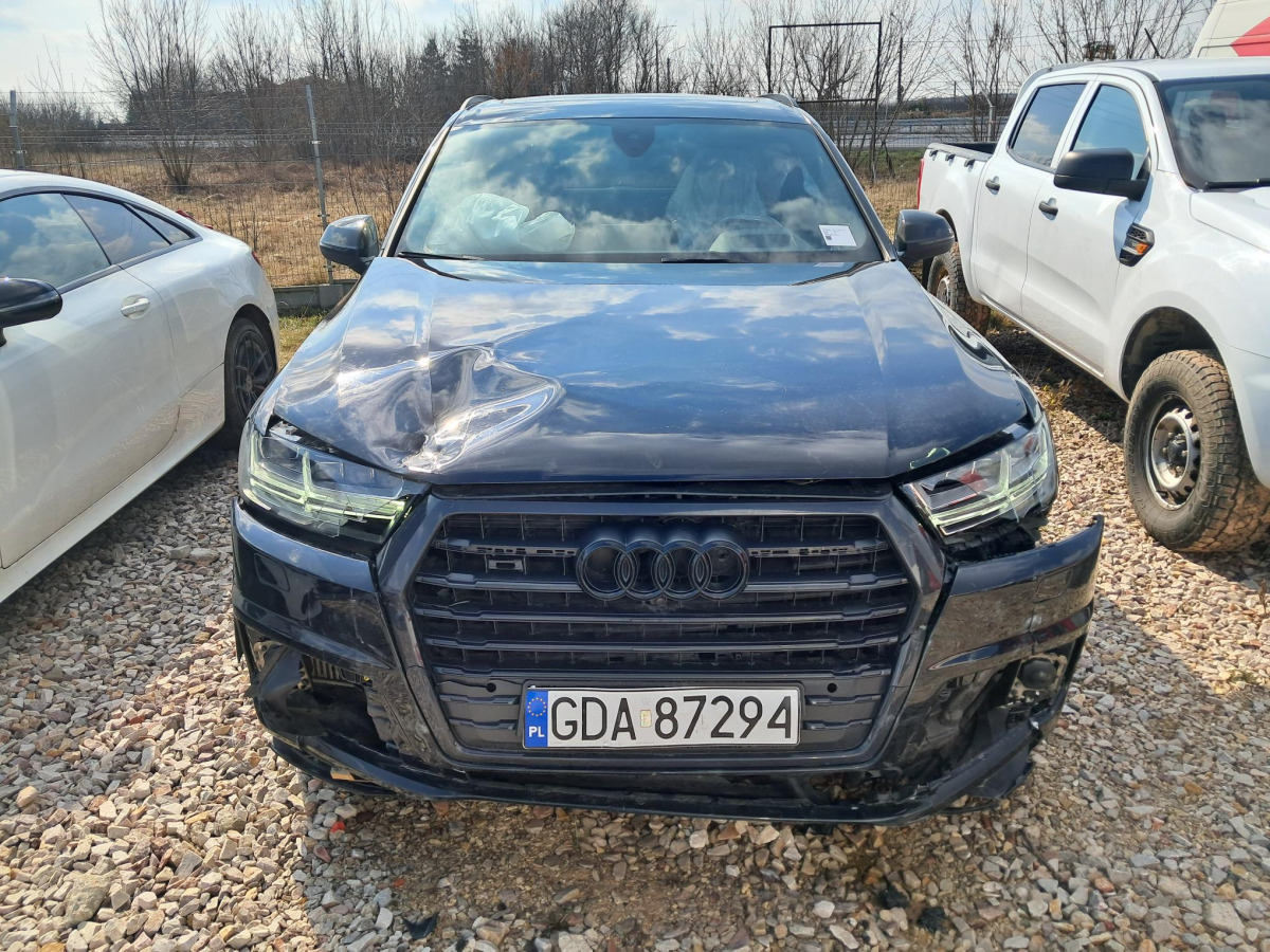 AUDI SQ7 SUV - SUV: slika 3 AUDI SQ7 SUV - SUV: slika 3