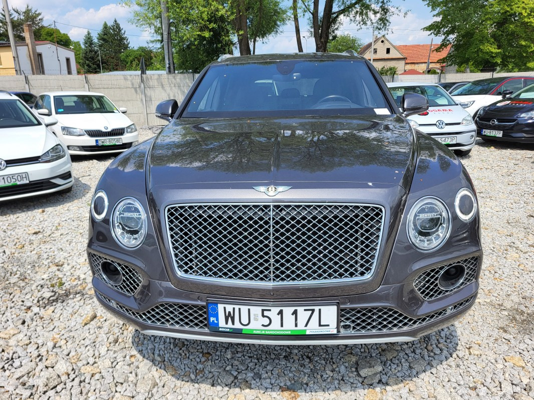BENTLEY BENTAYGA V8 SUV - SUV: slika 2 BENTLEY BENTAYGA V8 SUV - SUV: slika 2