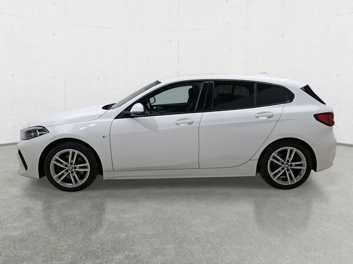 BMW 118D HATCHBACK - Kombilimuzina: slika 5 BMW 118D HATCHBACK - Kombilimuzina: slika 5