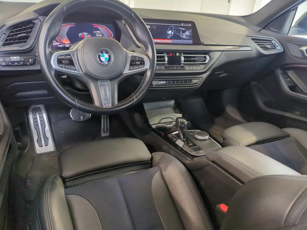 BMW 218d M Sport SEDAN - Limuzina: slika 5 BMW 218d M Sport SEDAN - Limuzina: slika 5